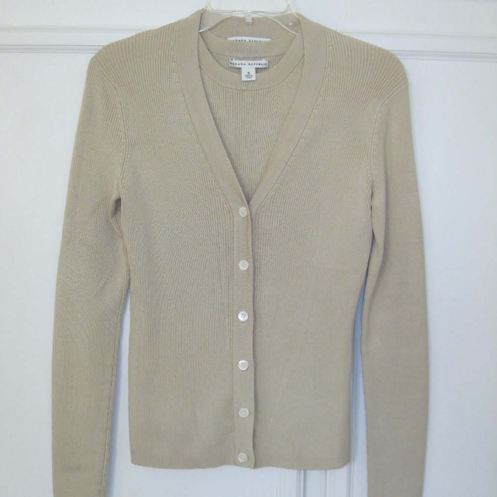 Banana Republic 2-pc. sweater set, vanilla, Sz S